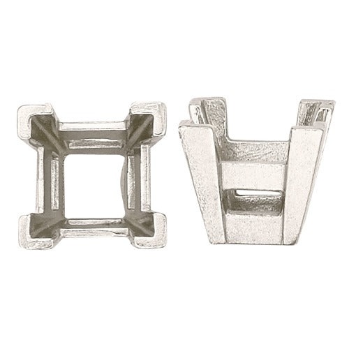 Platinum V-Prong Square Setting Diamond Solitaire Engagement Ring