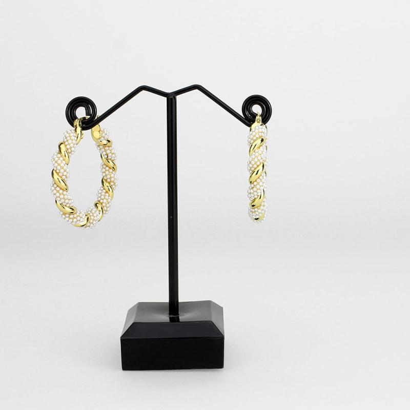 3W1790 - Flash Gold Brass Earring With Synthetic In White - N/a