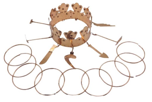 Oya Tools: Unlock the Power of the Orisha with this Stunning Brass Crown Set