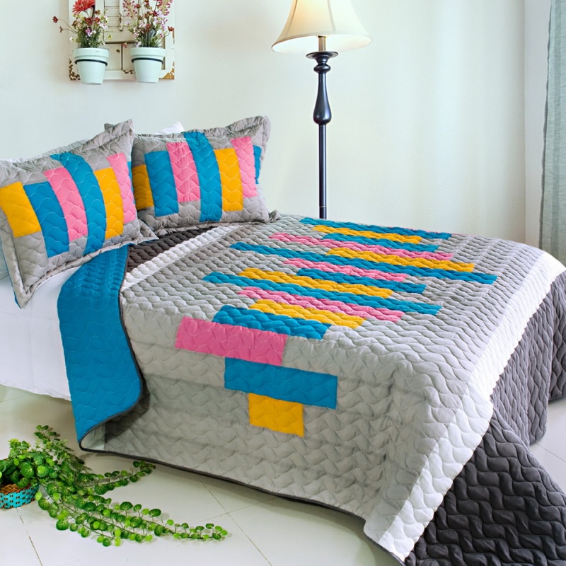 3Pc Vermicelli-Quilted Patchwork Quilt Set - Creative Life