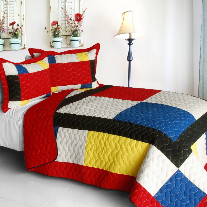 Vermicelli-Quilted Patchwork Geometric Quilt Set Full - Moving
