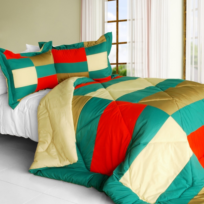 Quilted Patchwork Down Alternative Comforter Set - Joy Jungle