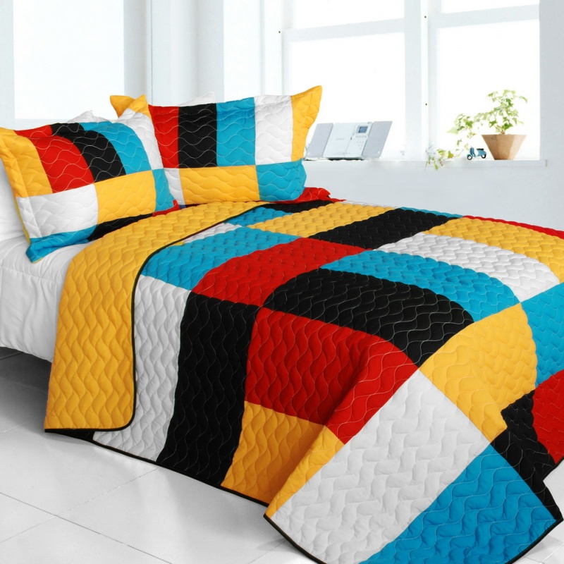 Vermicelli-Quilted Patchwork Geometric Quilt Set Full - Seaside Dreams