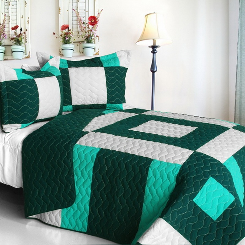 3Pc Vermicelli-Quilted Patchwork Quilt Set - Natural Beauty
