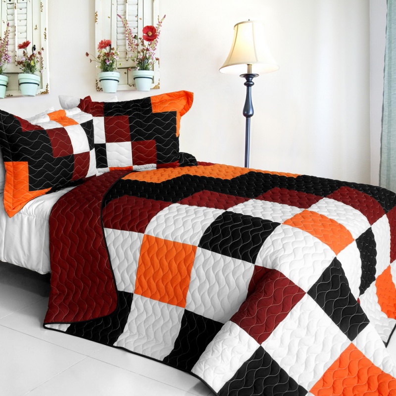 Brand New Vermicelli-Quilted Patchwork Quilt Set Full - Plaid