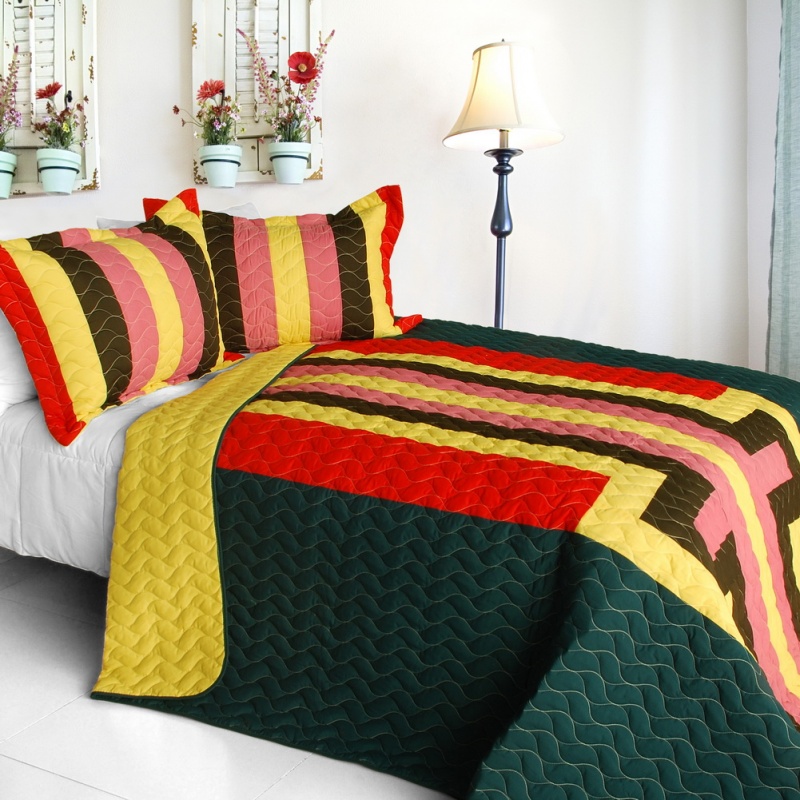3Pc Vermicelli-Quilted Patchwork Quilt Set - Yesterday Spring
