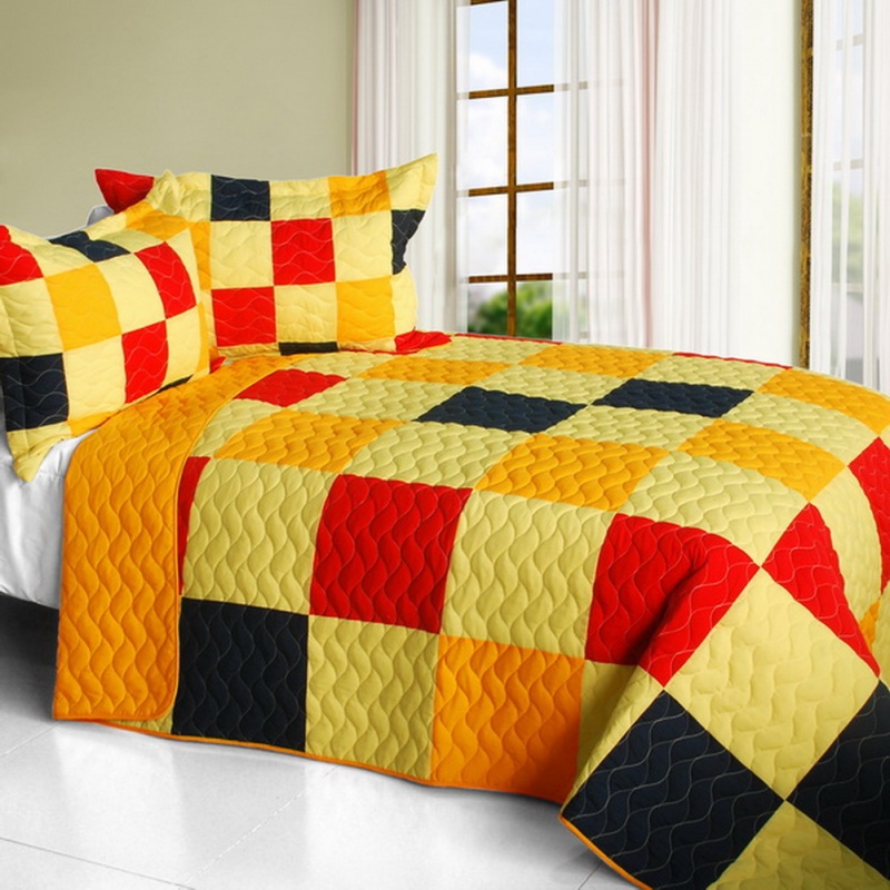 3Pc Vermicelli-Quilted Patchwork Quilt Set - Football Glory