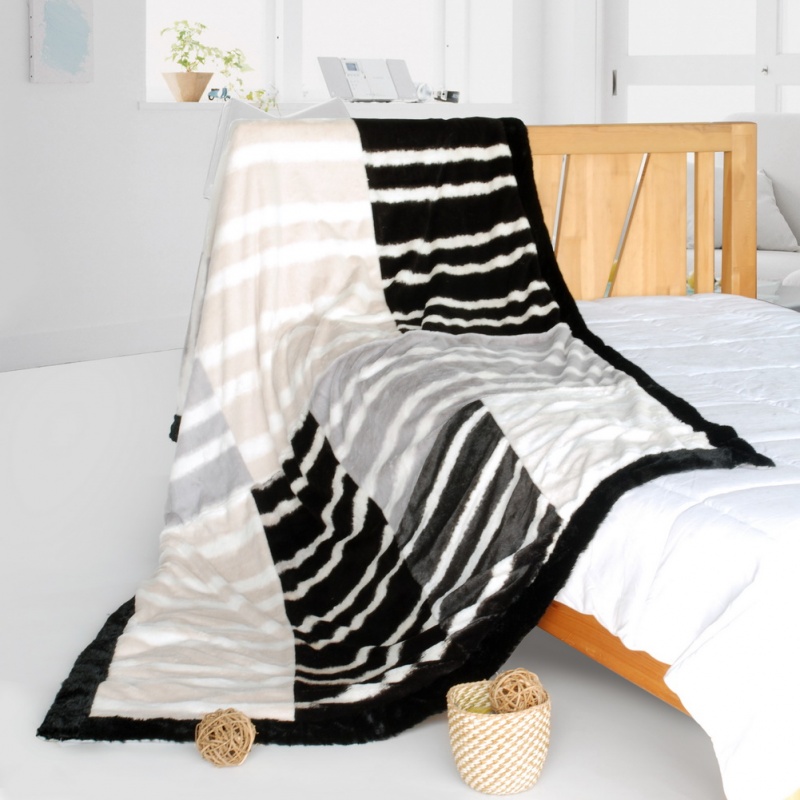 Patchwork Throw Blanket - Stripe Beauty