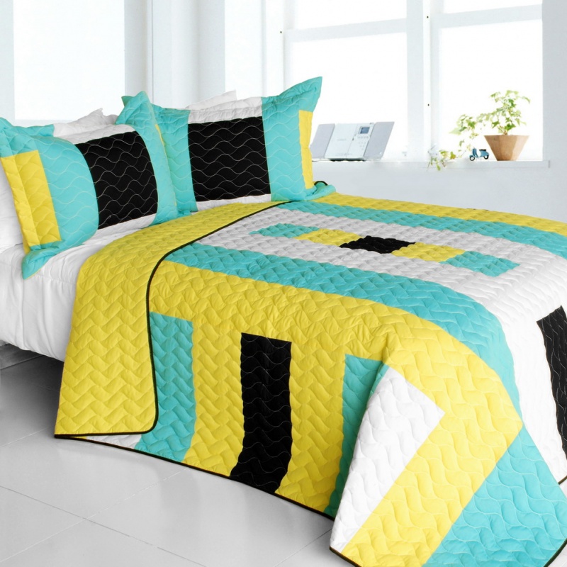 3Pc Vermicelli - Quilted Patchwork Quilt Set - Enternal Flame