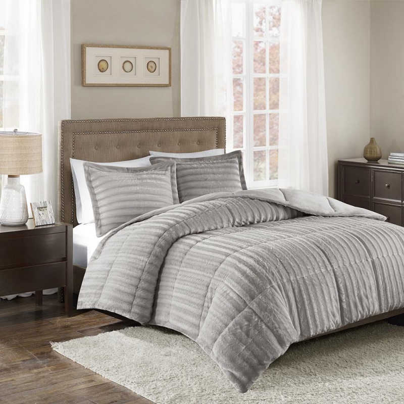 Faux Fur Comforter Mini Set