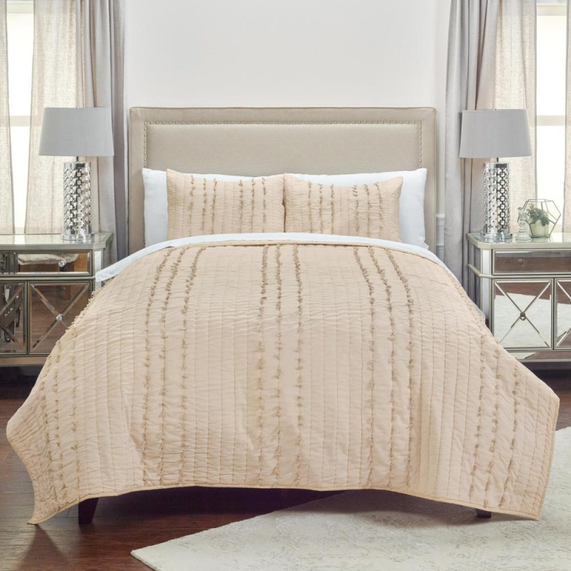 90" x 92" Quilt by Rizzy Home