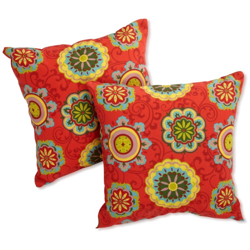 Blazing Needles 17-Inch Outdoor Knife Edge Throw Pillows (Set of 2)