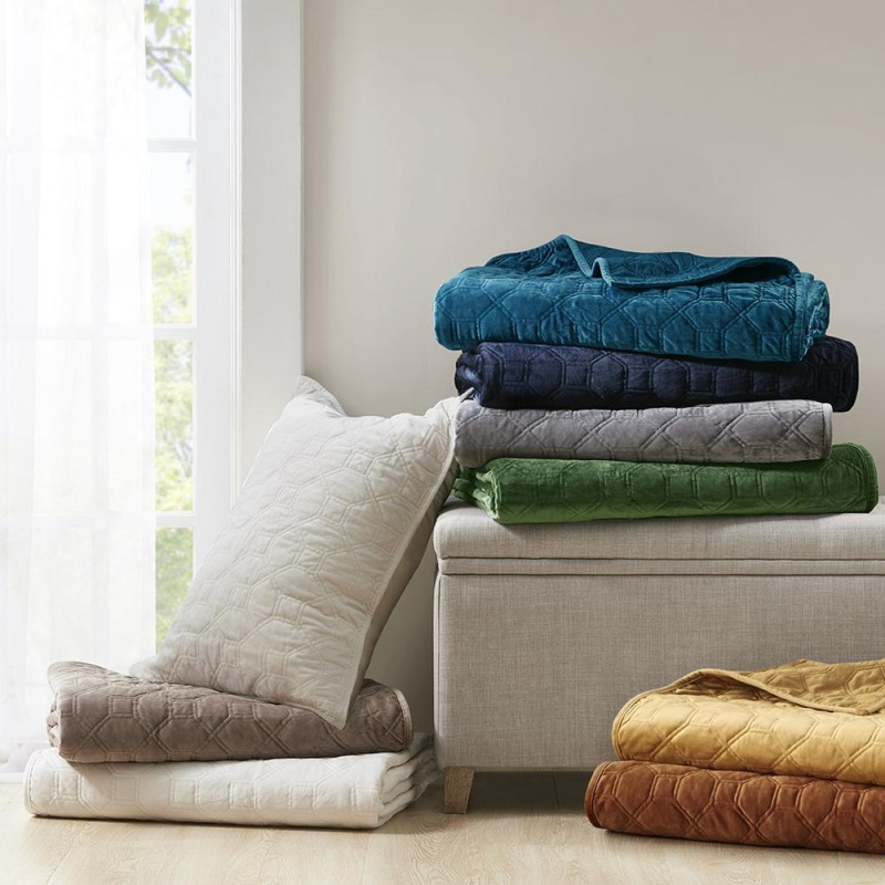 Madison Park Harper 3 Piece Velvet Quilt Set in Rust