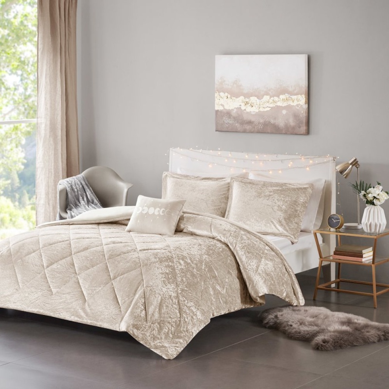 Felicia Velvet Duvet Cover Set With Throw Pillow in Champagne