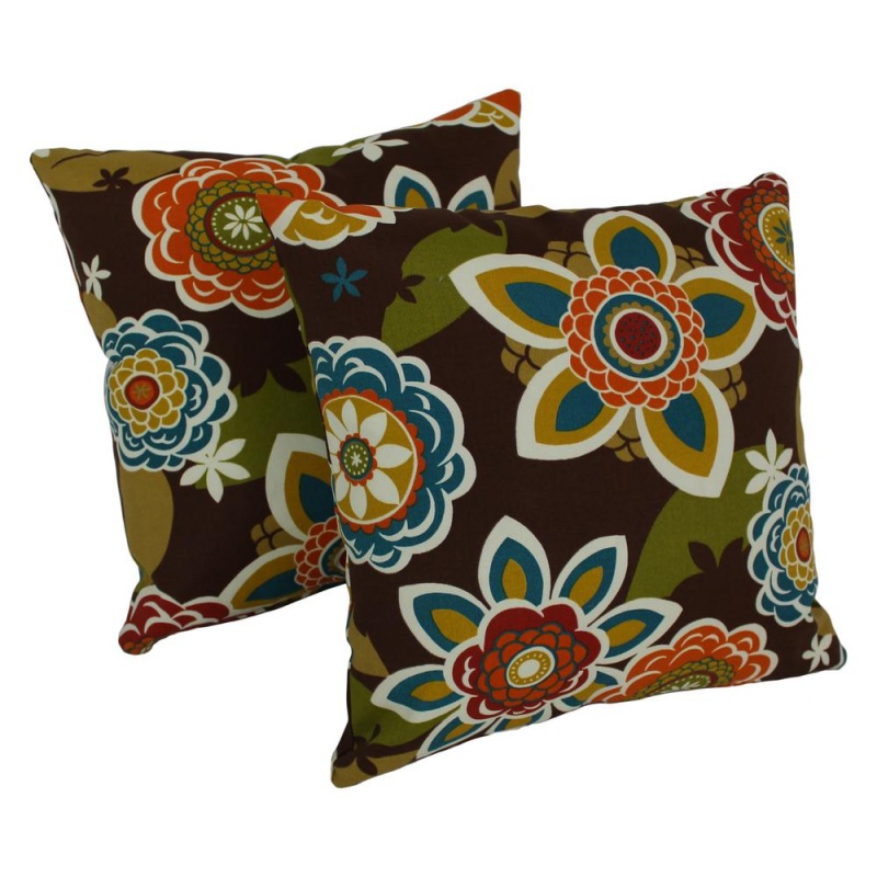 Blazing Needles 17-Inch Outdoor Knife Edge Throw Pillows (Set Of 2)