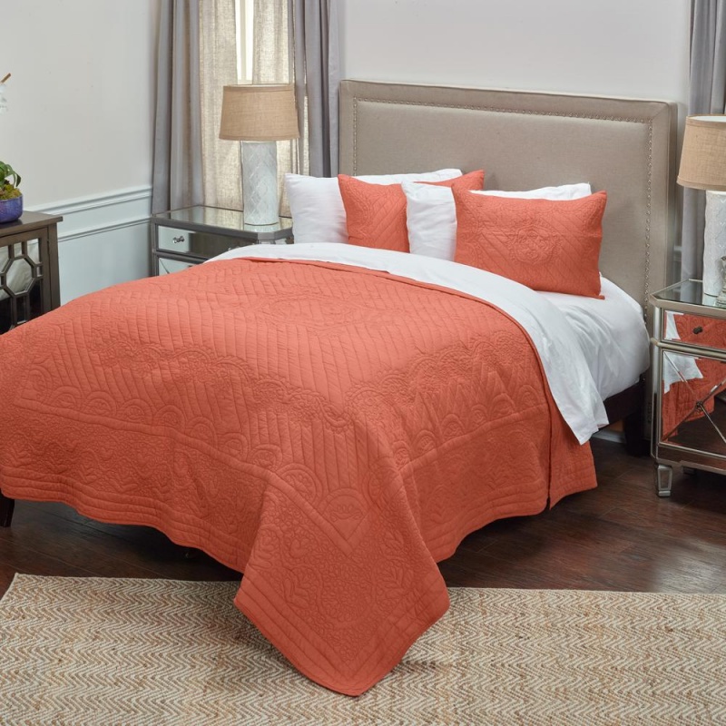 Rizzy Home 106" x 92" Quilt
