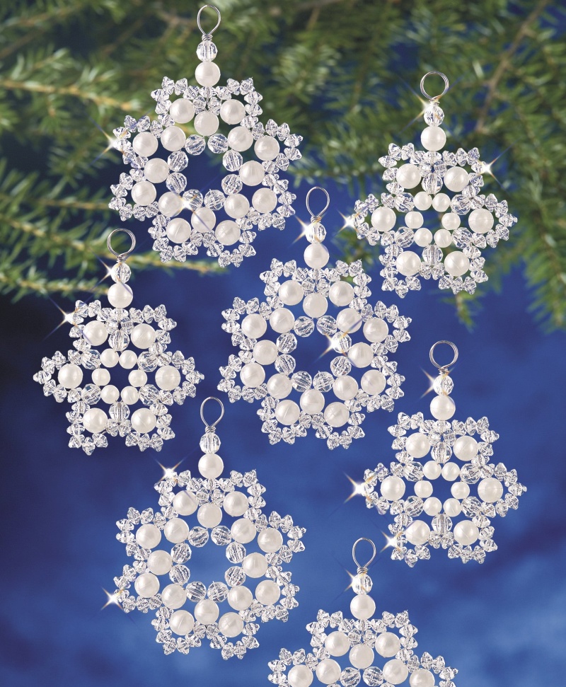 Beadery Holiday Ornament Kit Crystal & Pearl Flakes