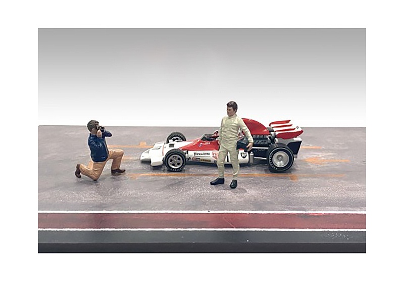 "Race Day" Two Diecast Figures Set 1 For 1/43 Scale Models By American Diorama
