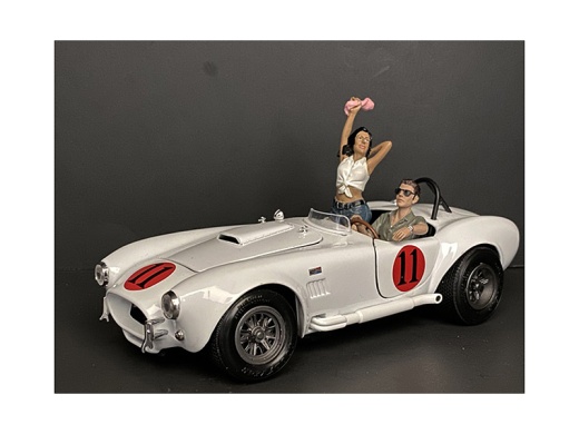 Seated Couple Release IV 2 Piece Figurine Set for 1/24 Scale Models by American Diorama