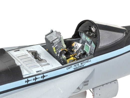 Revell Level 5 Model Kit Maverick's F/A-18E Super Hornet Jet Top Gun: Maverick