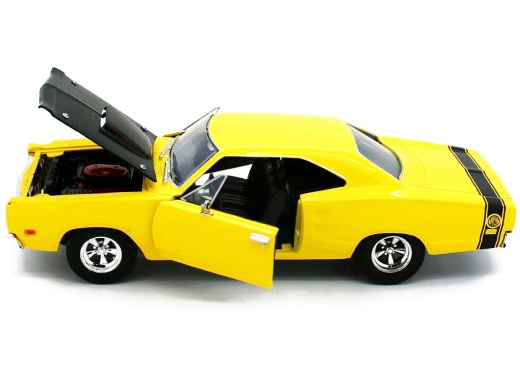 1969 Dodge Coronet Super Bee Yellow 1/24 Diecast Car Model By Motormax