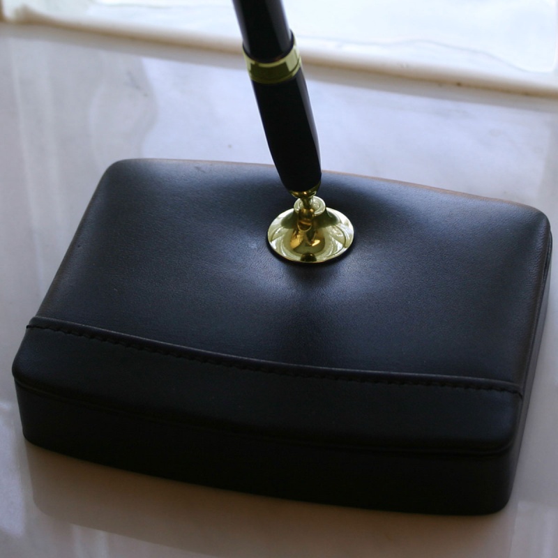 Classic Black Leather Single Pen Stand With Gold Accents