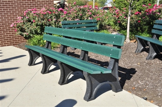 8' Colonial Recycled Plastic Park Bench