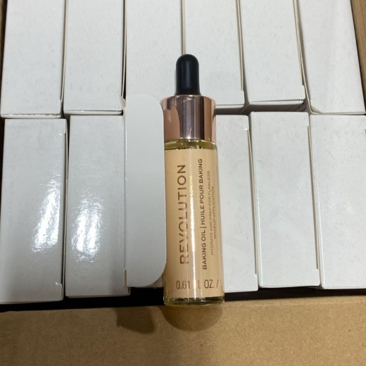 Revolution Makeup London Baking Oil Hydrate & Prep For Flawless Makeup Application 0.61Oz (72 Pcs Lot)
