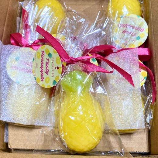 Revolution Tasty Pineapple Soap 3.17 Oz /90G (72 Pcs Lot)