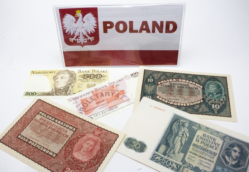 Poland: Five Polish Banknotes (Billfold)