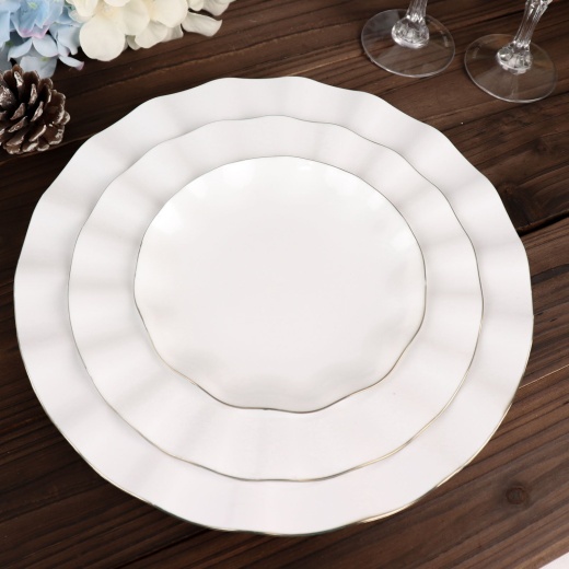 10 Pack White Hard Plastic Dessert Plates With Gold Ruffled Rim