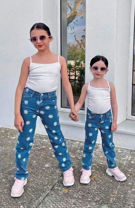 Mini Bouquet Of Flowers Denim Jeans - Blue Wash