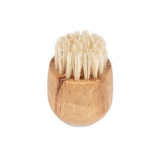 Baudelaire Cedar Handheld Complexion Brush 2"