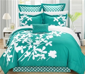 Queen Size Turquoise 7-Piece Floral Bed In A Bag Comforter Set