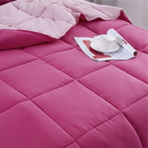 Full/Queen Traditional Microfiber Reversible 3 Piece Comforter Set In Pink