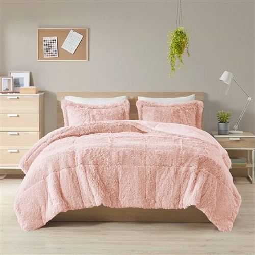King/Cal King Pink Blush Soft Sherpa Faux Fur 3-Piece Comforter Set With Shams