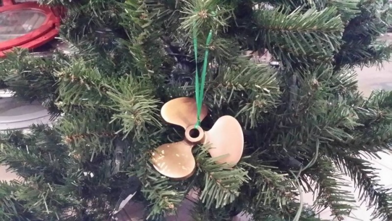 Antique Brass Rms Titanic Propeller Christmas Tree Ornament 4"