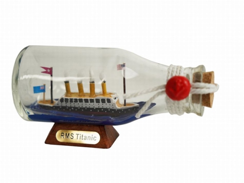 Titanic Model Ship In A Glass Bottle 5"