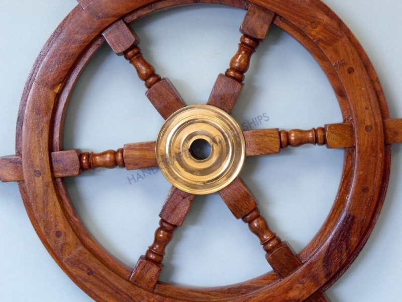 Deluxe Class Wood And Brass Decorative Ship Wheel 30"