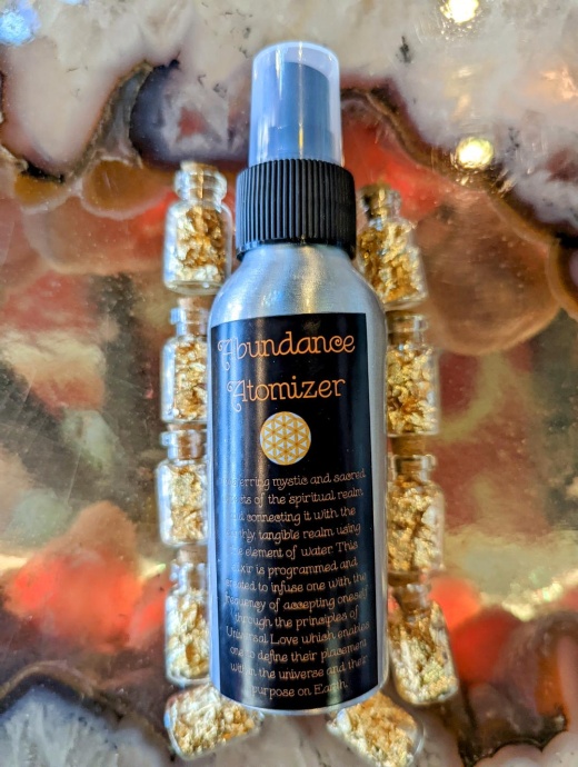 Smudge Spray Abundance Atomizer 4 Oz - Unlock Universal Love and Discover Your Purpose