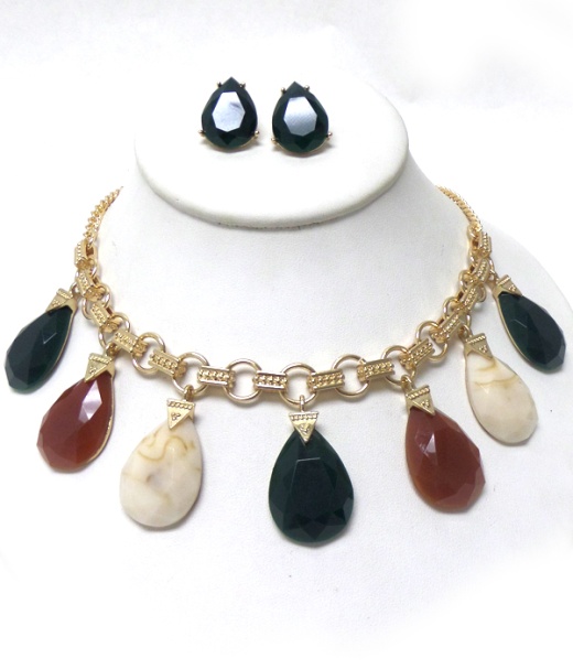 Multi Teardrop Shape Stones with Textured Metal Necklace Set