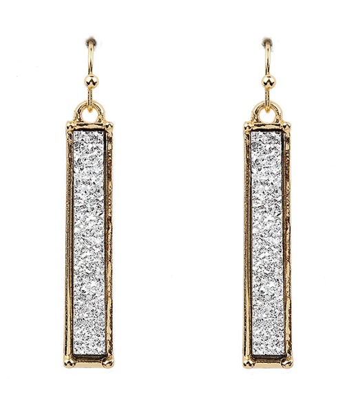 Dryzy Bar Earring