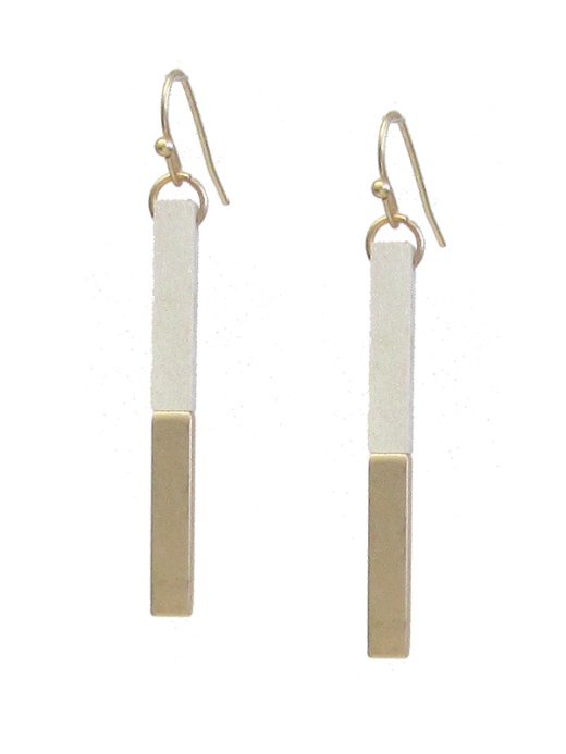 Wood And Metal Mix Bar Earring - Wholesale CRM Color