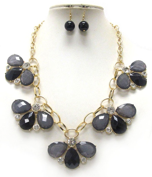 Crystal And Facet Acrylic Teardrop Stone Deco Drop Necklace Earring Set