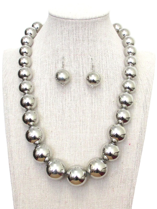Chunky Metal Ball Necklace Set