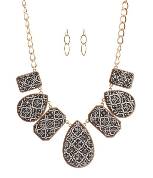 Moroccan Print Wood Teardrop Link Necklace Set