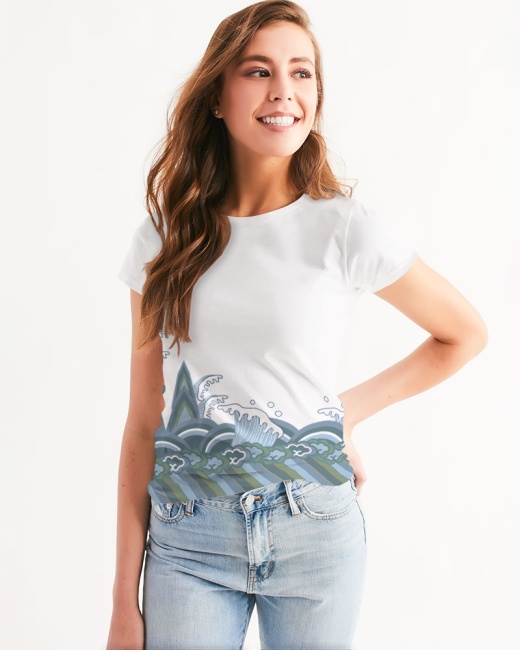 Women's Tee Ocean Waves