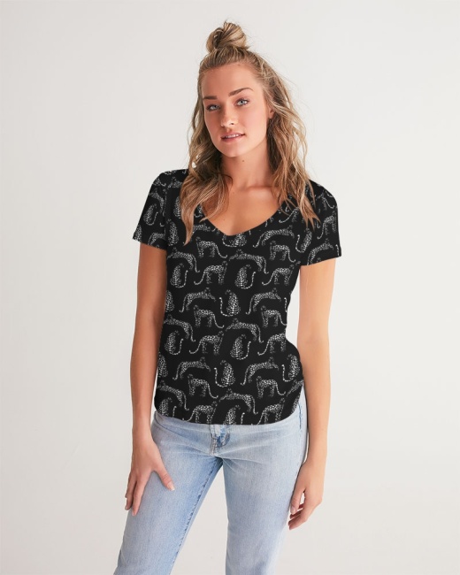 Women's V-Neck Tee Cheetah Silhouette