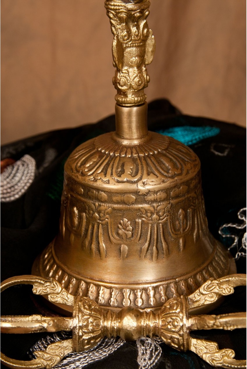 Dobani Dorje And Bell 8.5-By-5.4-Inch - Extra Large