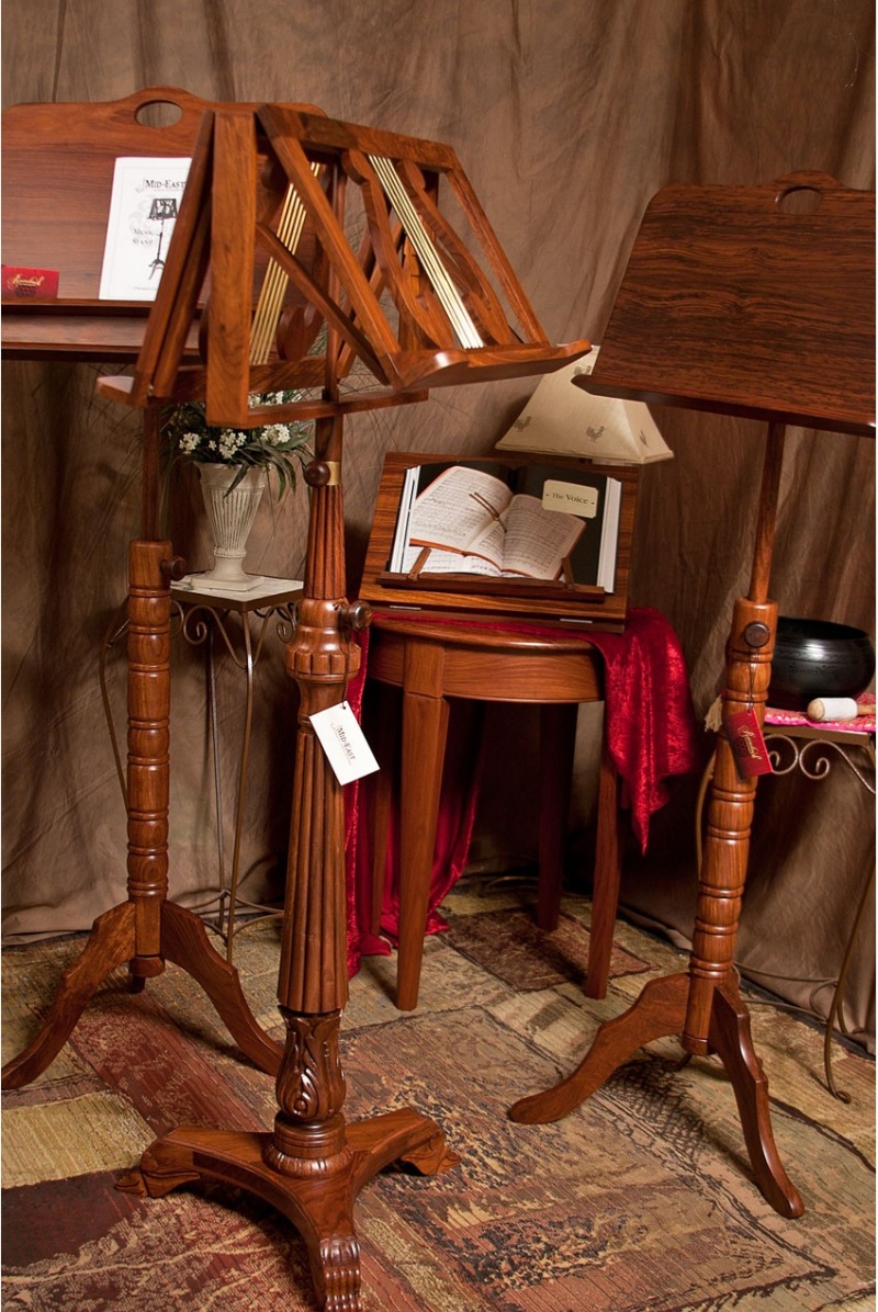 Roosebeck Tabletop Music Stand